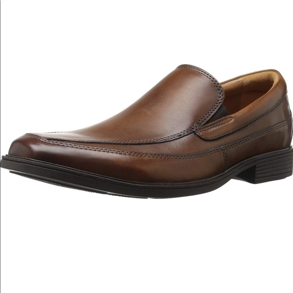 clarks tilden loafer